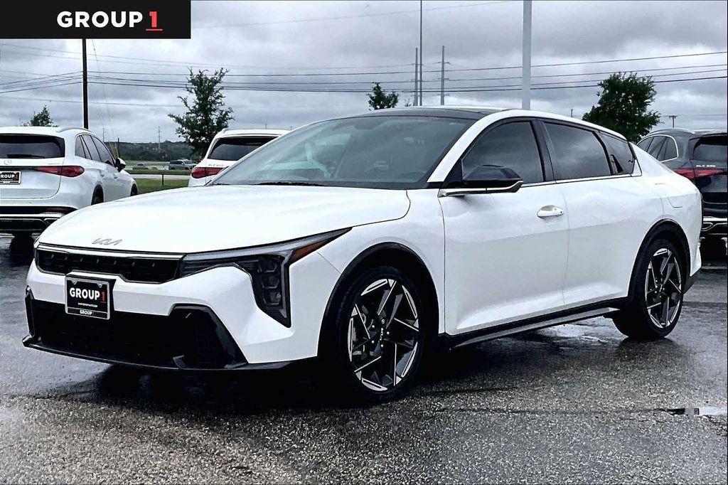 used 2025 Kia K4 car, priced at $26,996