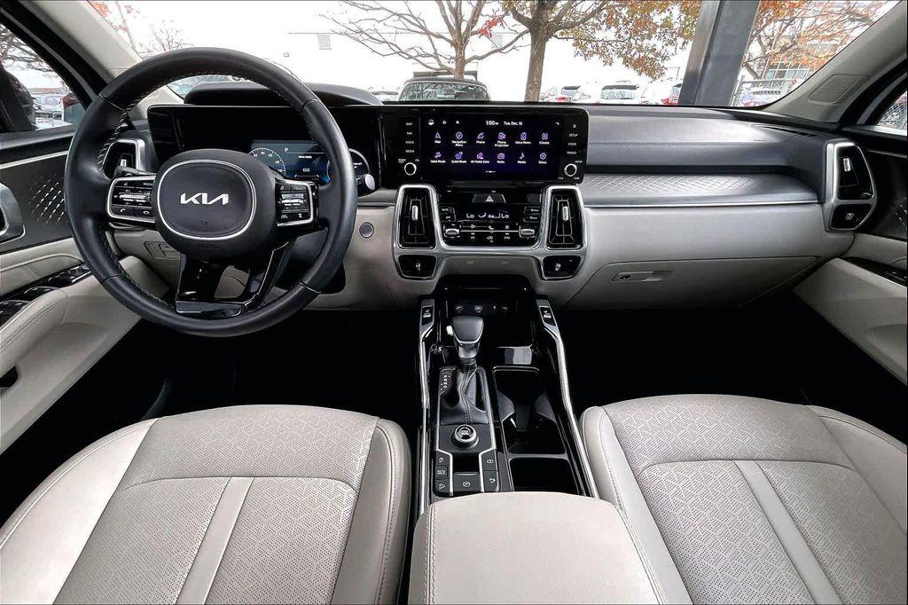 used 2023 Kia Sorento car, priced at $24,989