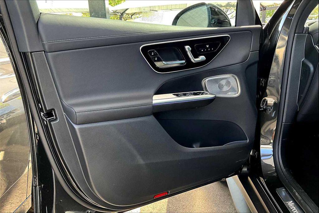 new 2026 Mercedes-Benz GLC 300 car, priced at $61,335