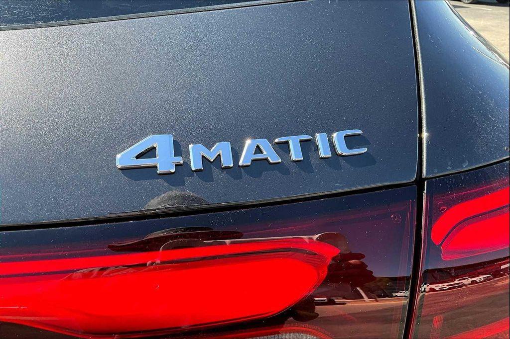 new 2026 Mercedes-Benz GLC 300 car, priced at $61,335