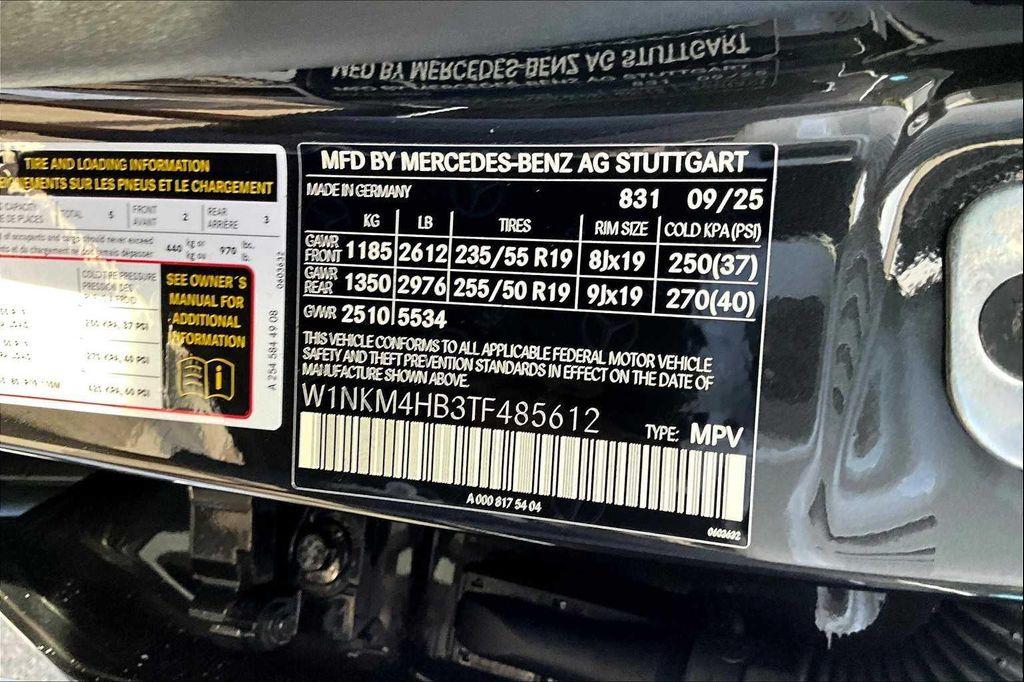 new 2026 Mercedes-Benz GLC 300 car, priced at $61,335