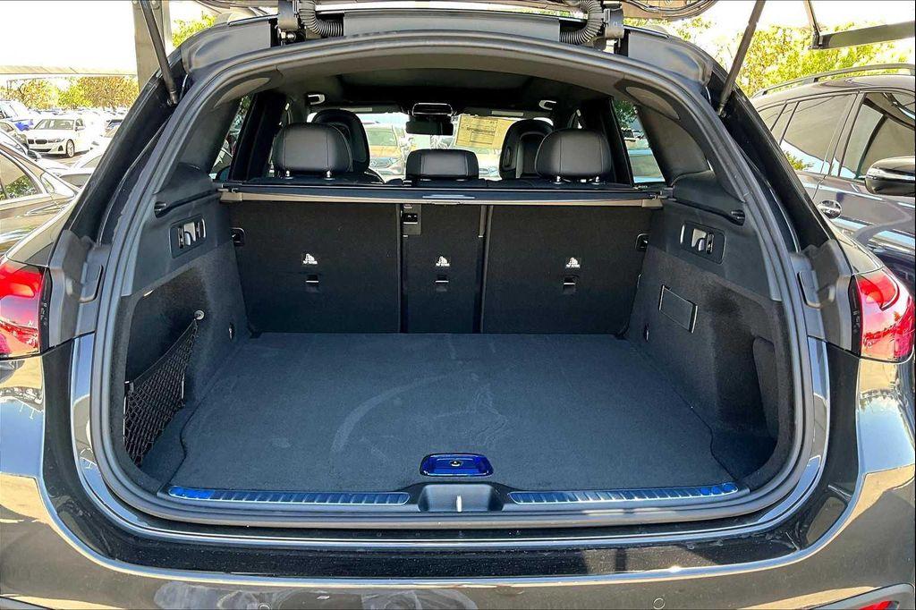 new 2026 Mercedes-Benz GLC 300 car, priced at $61,335