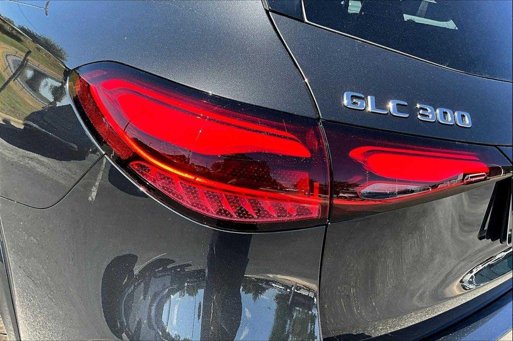 new 2026 Mercedes-Benz GLC 300 car, priced at $61,335
