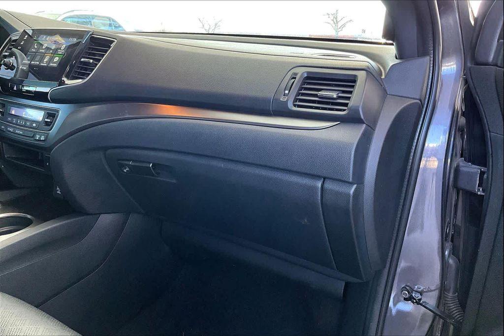 used 2021 Honda Passport car, priced at $23,879