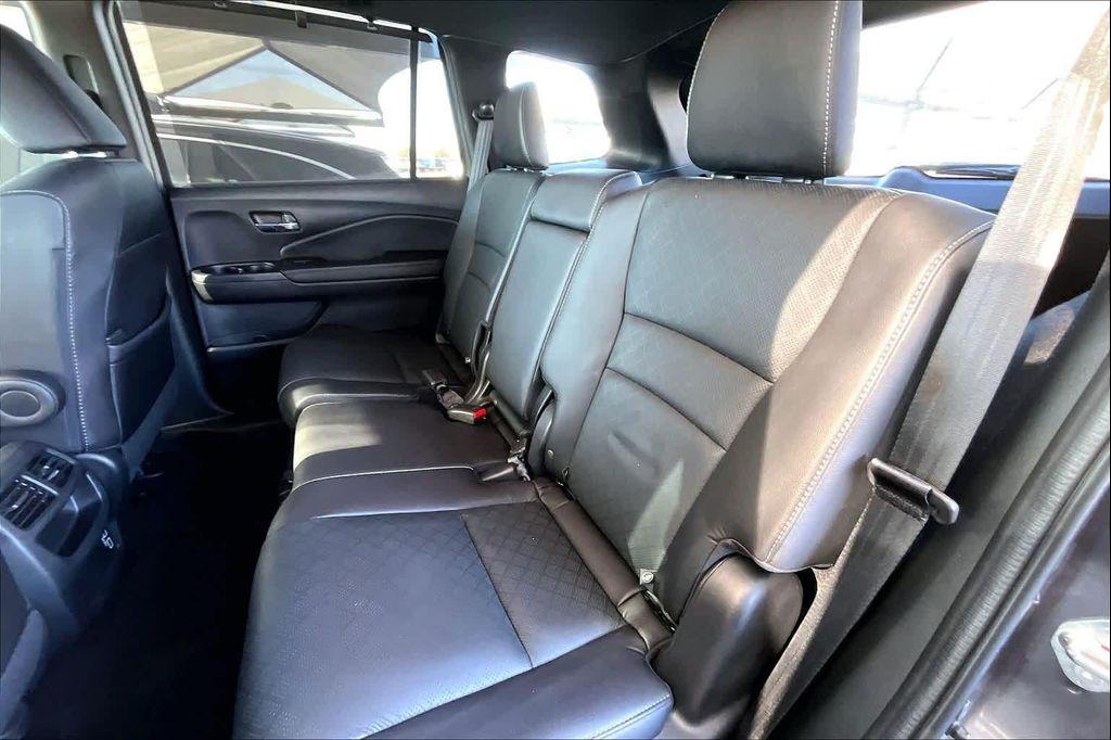 used 2021 Honda Passport car, priced at $23,879