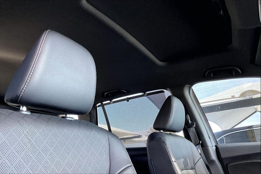 used 2021 Honda Passport car, priced at $23,879