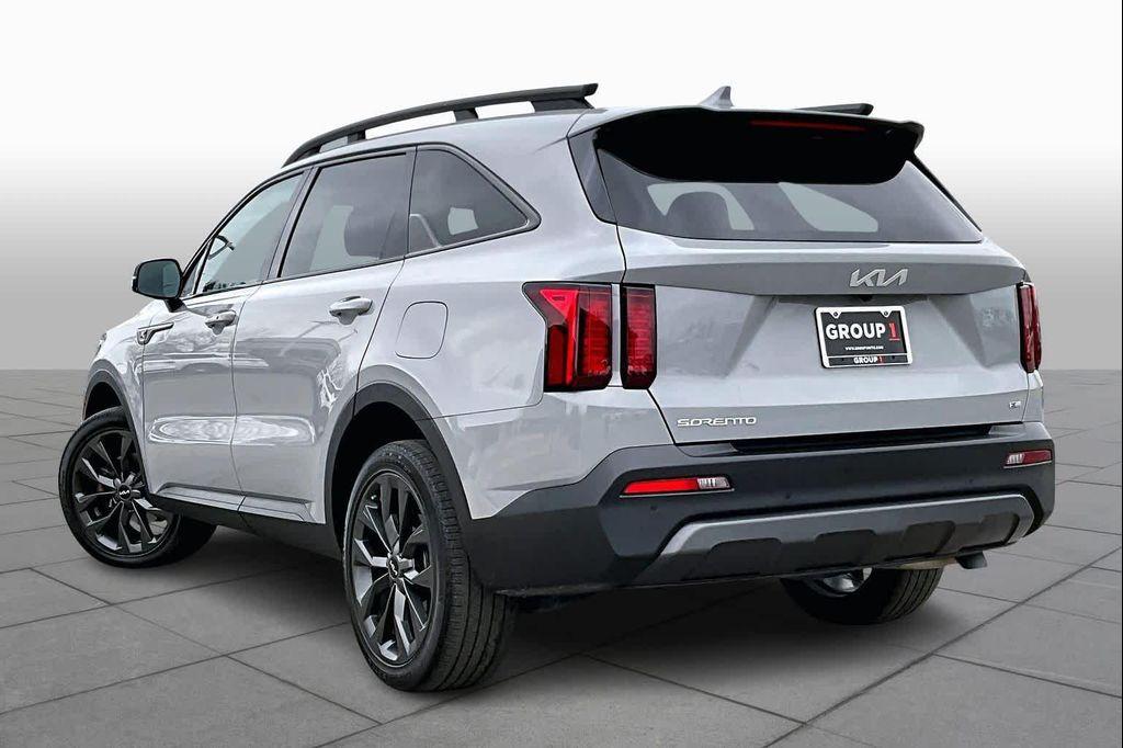 used 2023 Kia Sorento car, priced at $27,978