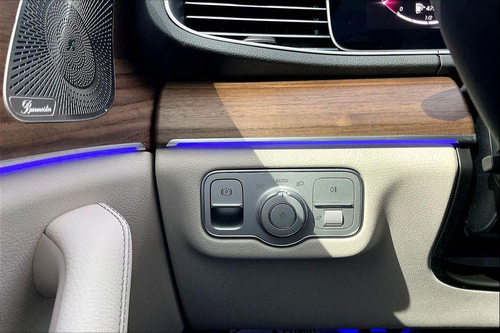 new 2026 Mercedes-Benz GLE 450 car, priced at $78,595