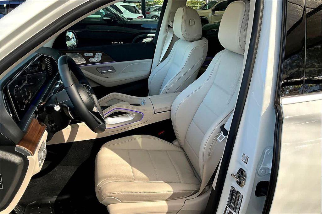 new 2026 Mercedes-Benz GLE 450 car, priced at $78,595