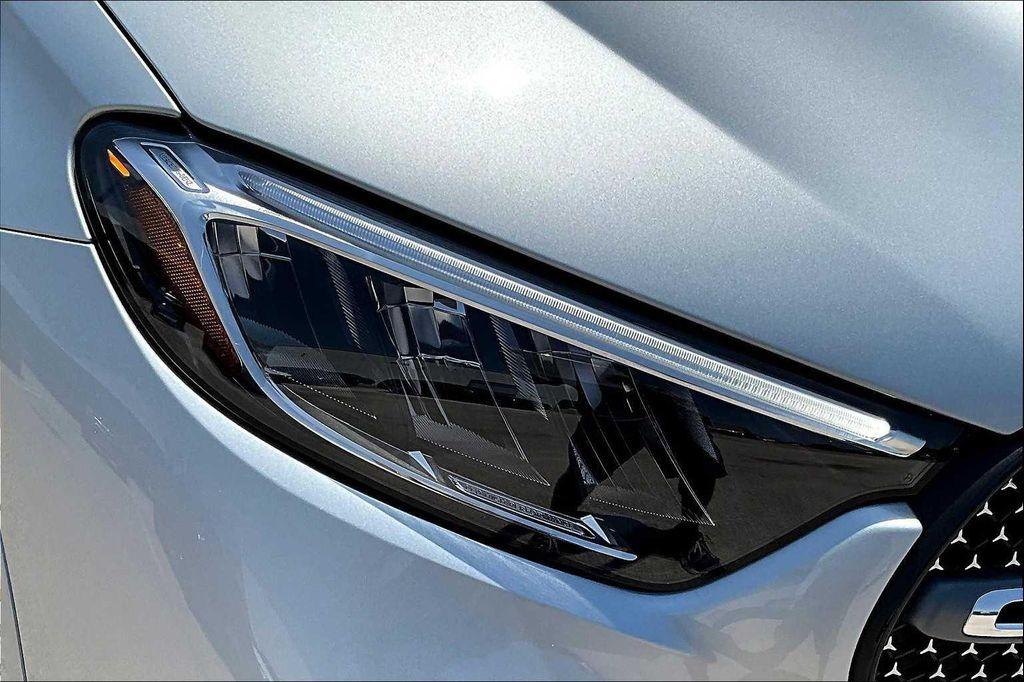 new 2025 Mercedes-Benz GLC 350e car, priced at $67,450