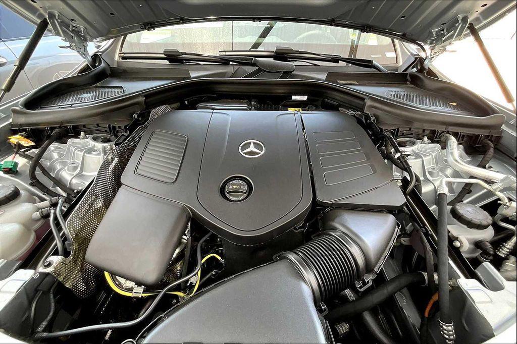 new 2025 Mercedes-Benz GLC 350e car, priced at $67,450