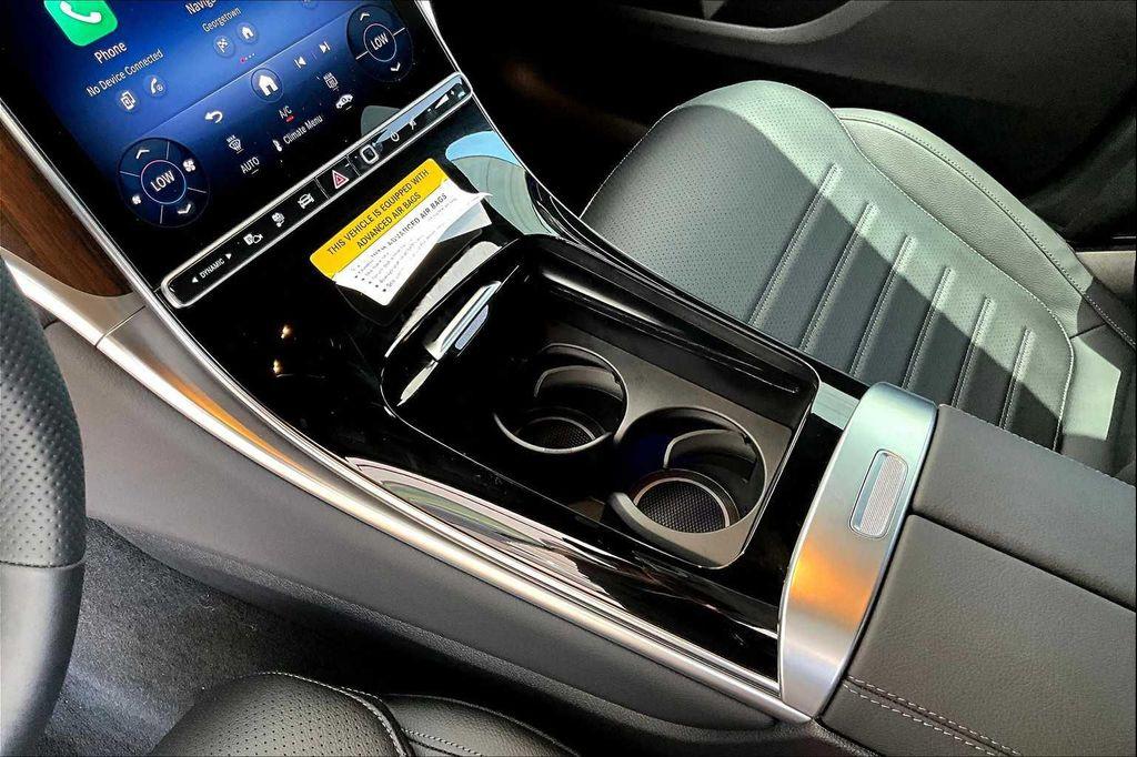 new 2025 Mercedes-Benz GLC 350e car, priced at $67,450