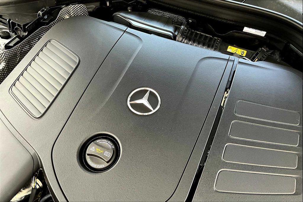 new 2025 Mercedes-Benz GLC 350e car, priced at $67,450