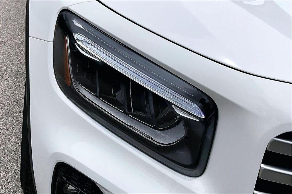 new 2026 Mercedes-Benz GLB 250 car, priced at $46,870
