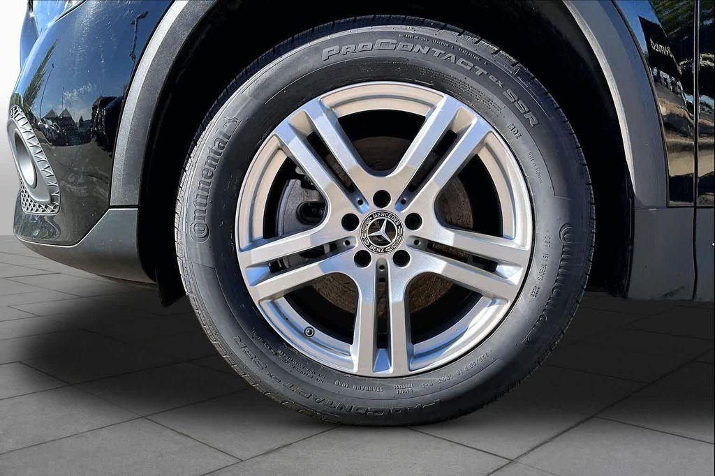 used 2023 Mercedes-Benz GLA 250 car, priced at $30,914