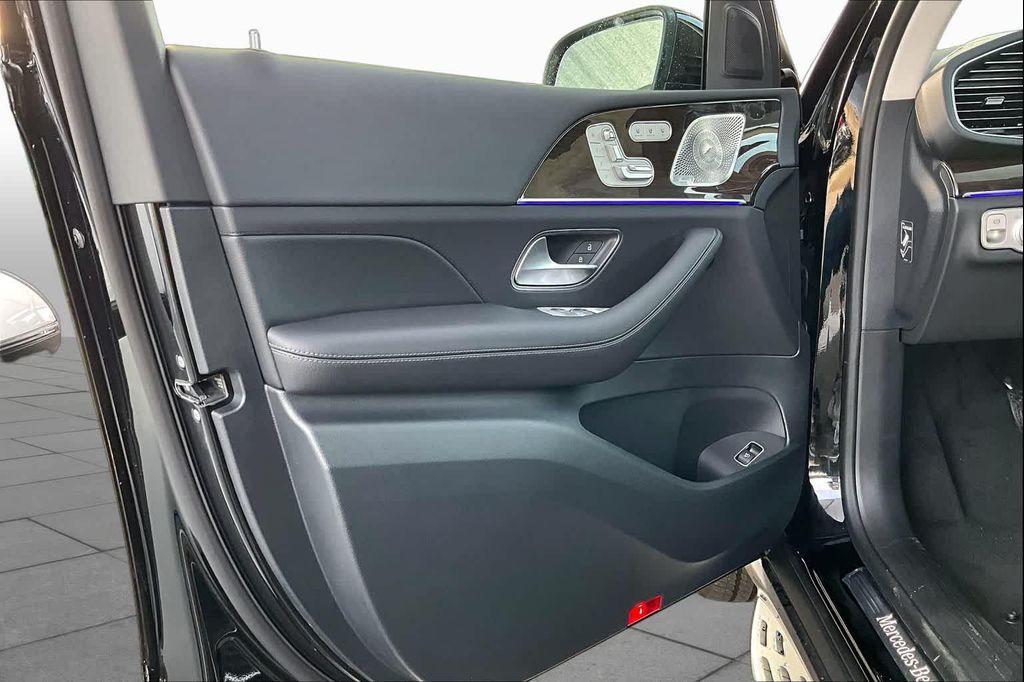 new 2026 Mercedes-Benz GLE 350 car, priced at $70,945