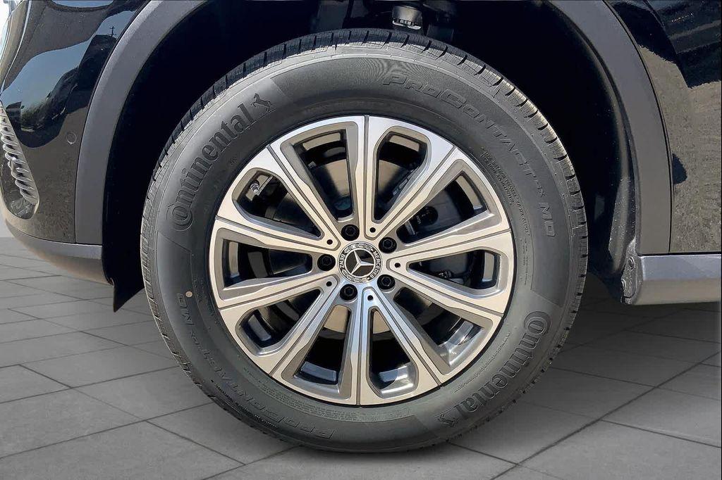 used 2025 Mercedes-Benz GLC 300 car, priced at $43,998