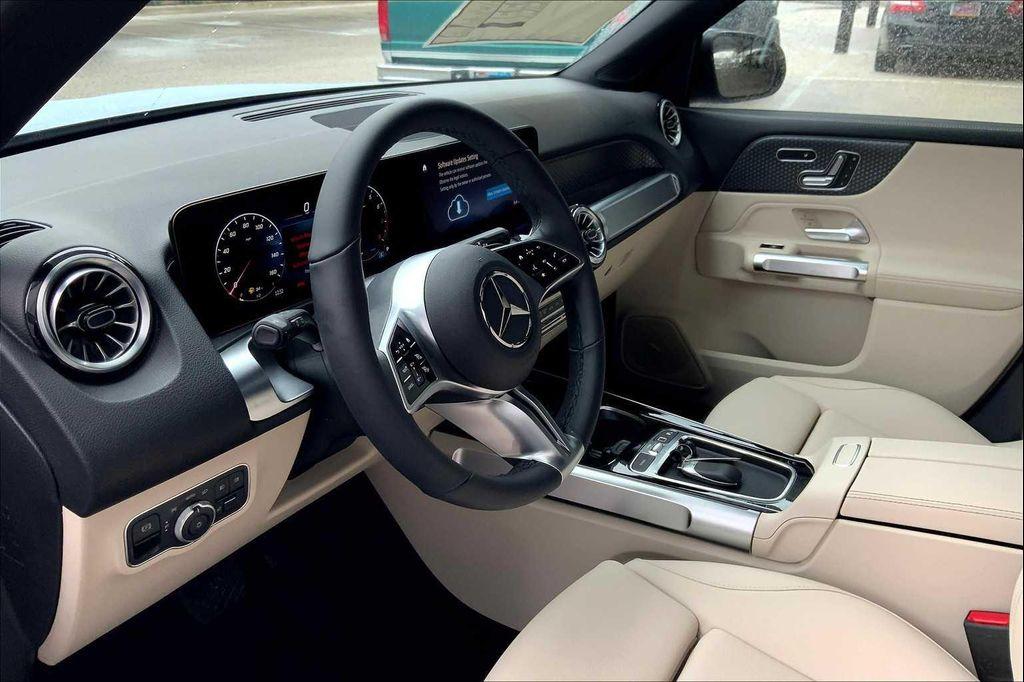 used 2025 Mercedes-Benz GLB 250 car, priced at $41,788