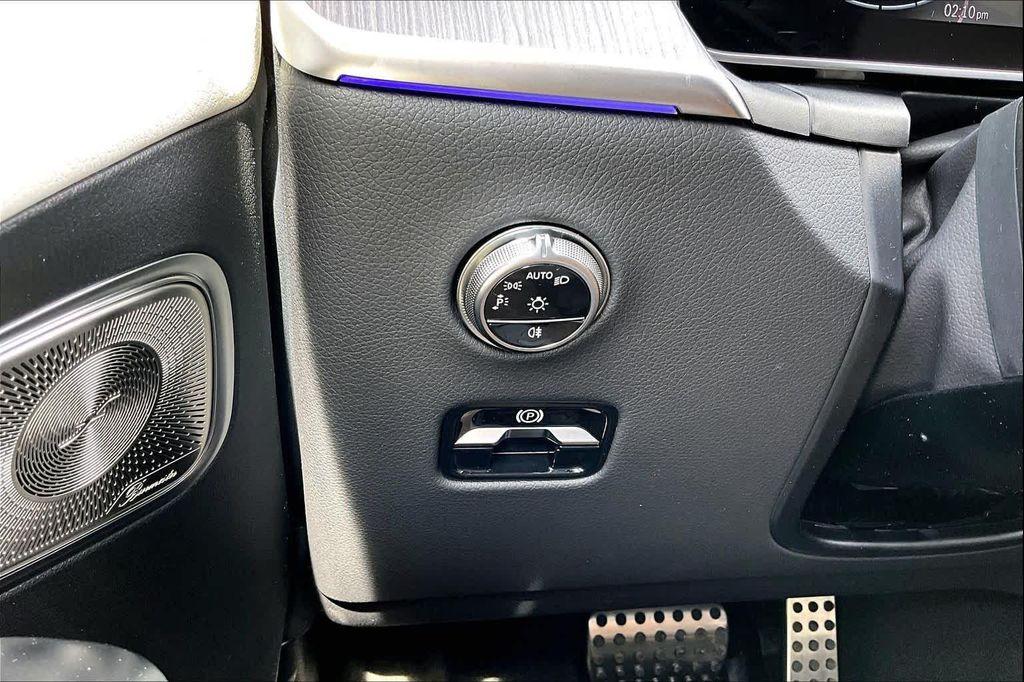 new 2026 Mercedes-Benz GLC 300 car, priced at $71,030