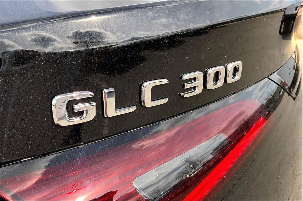 new 2026 Mercedes-Benz GLC 300 car, priced at $71,030