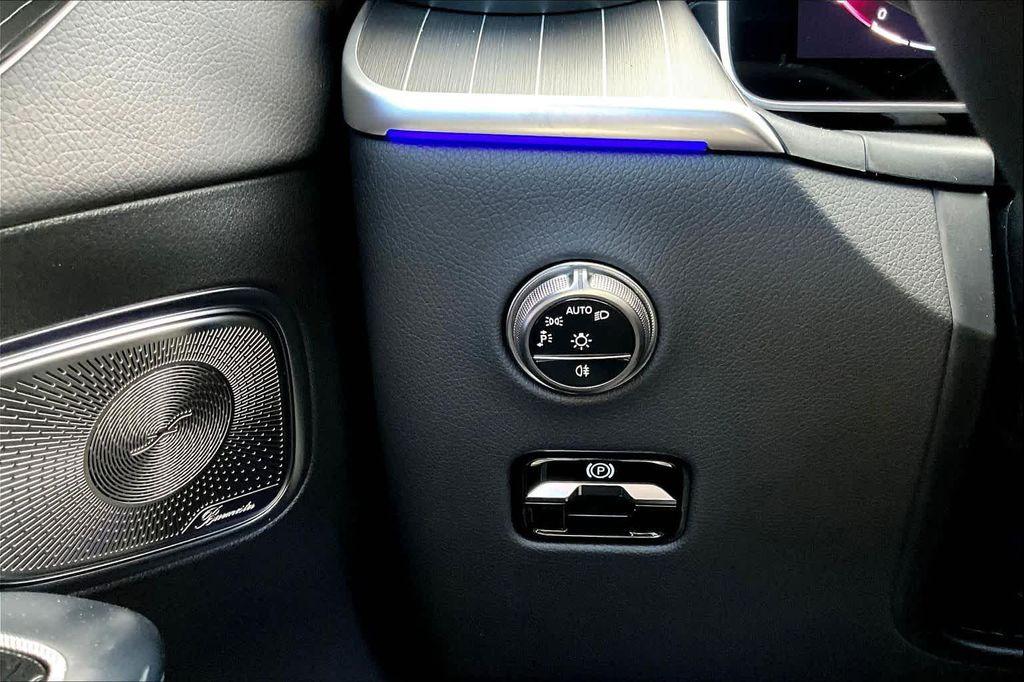 new 2026 Mercedes-Benz GLC 300 car, priced at $58,820