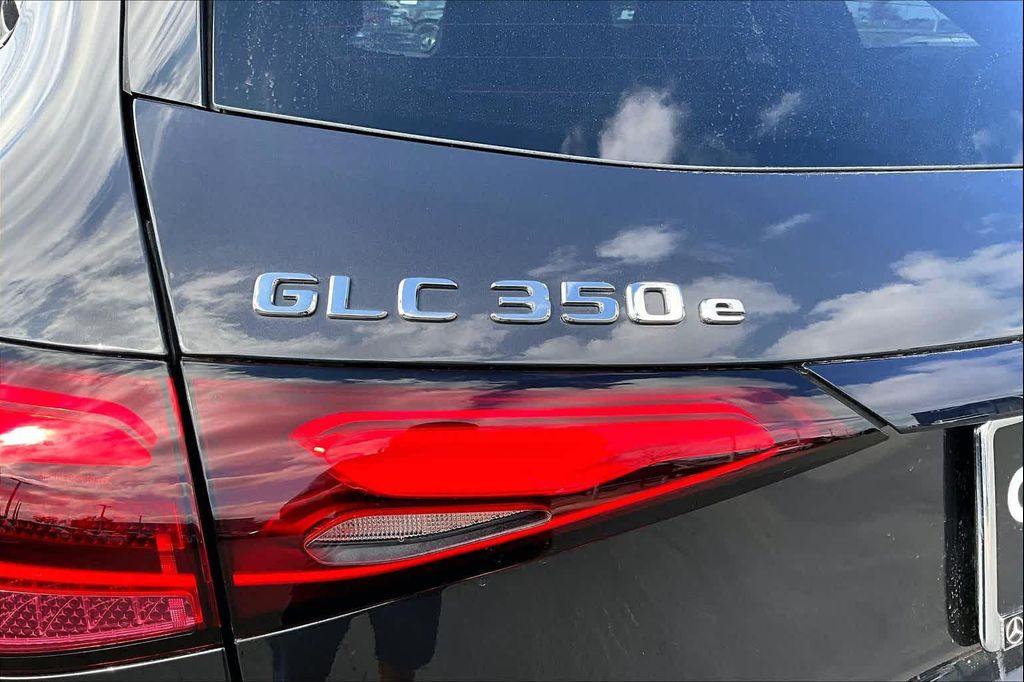 new 2025 Mercedes-Benz GLC 350e car, priced at $70,300