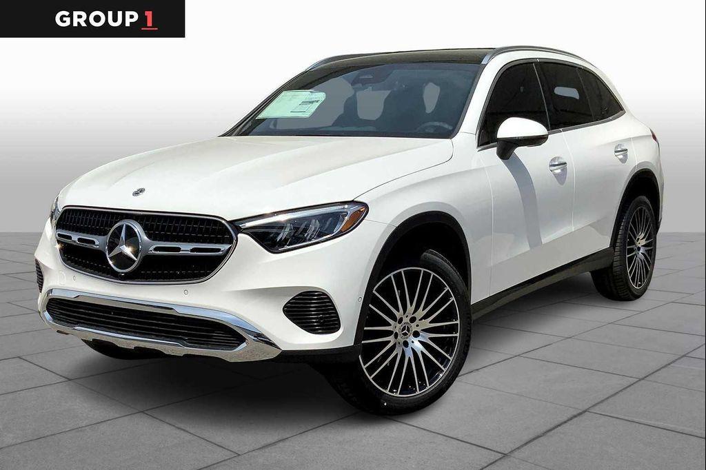 new 2025 Mercedes-Benz GLC 300 car, priced at $53,585