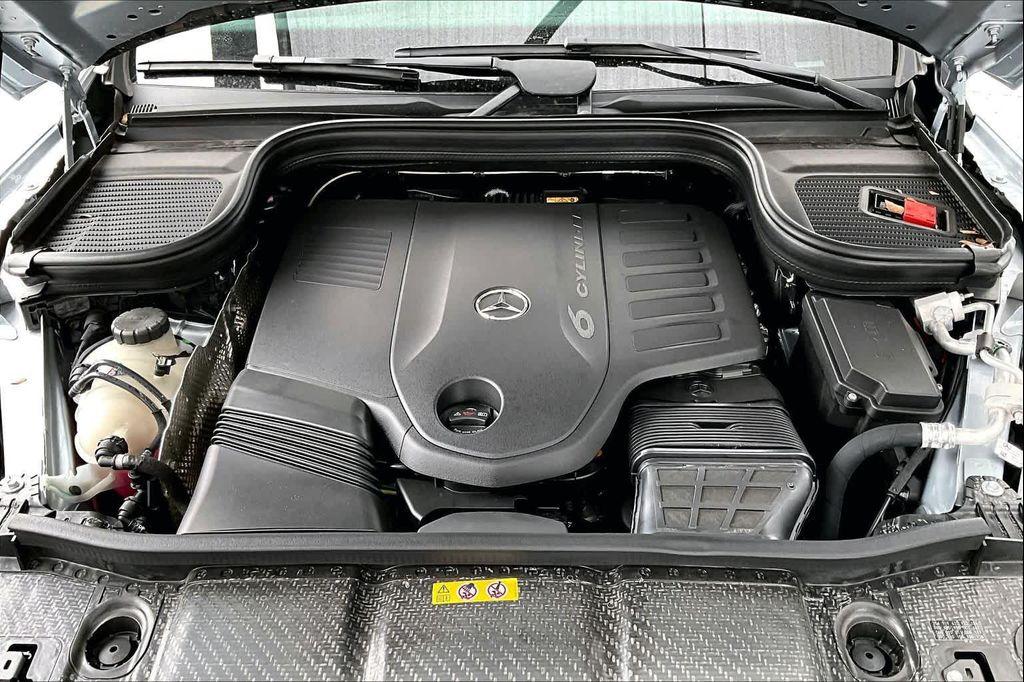 new 2026 Mercedes-Benz GLE 450 car, priced at $80,600