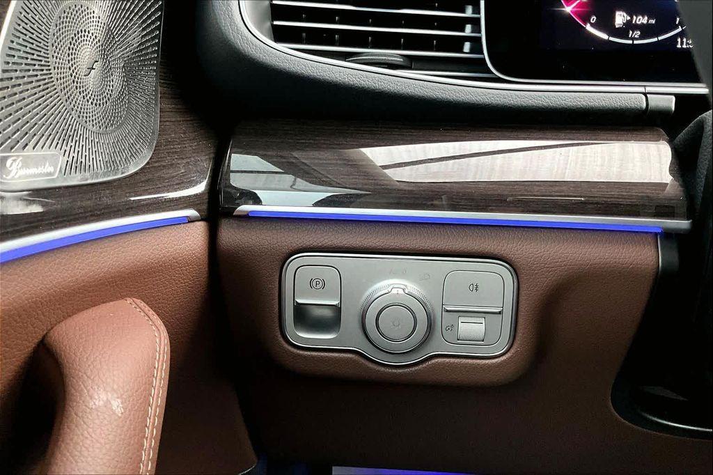 new 2026 Mercedes-Benz GLE 450 car, priced at $80,600