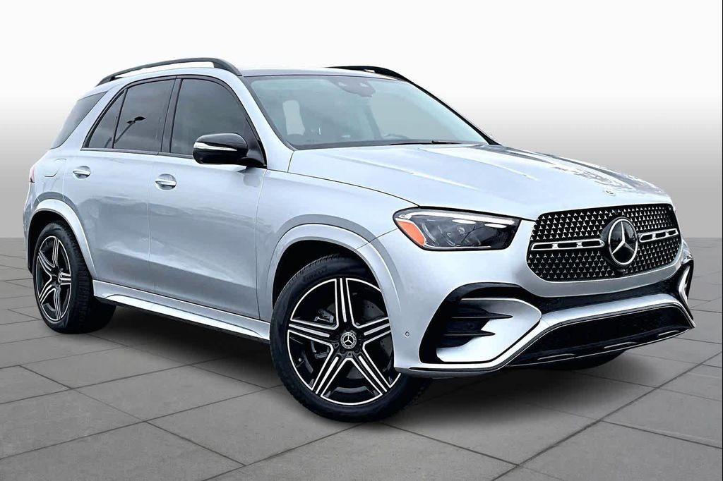 new 2026 Mercedes-Benz GLE 450 car, priced at $80,600