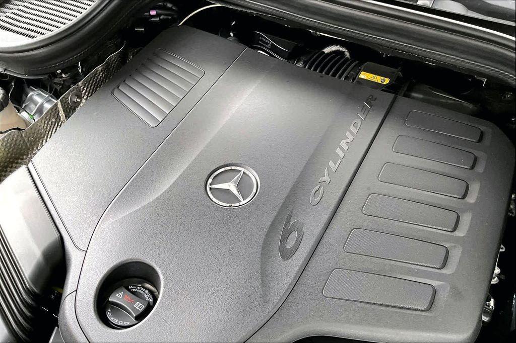 new 2026 Mercedes-Benz GLE 450 car, priced at $80,600