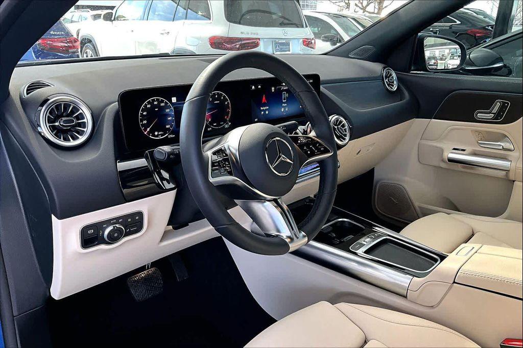 used 2025 Mercedes-Benz GLA 250 car, priced at $39,288