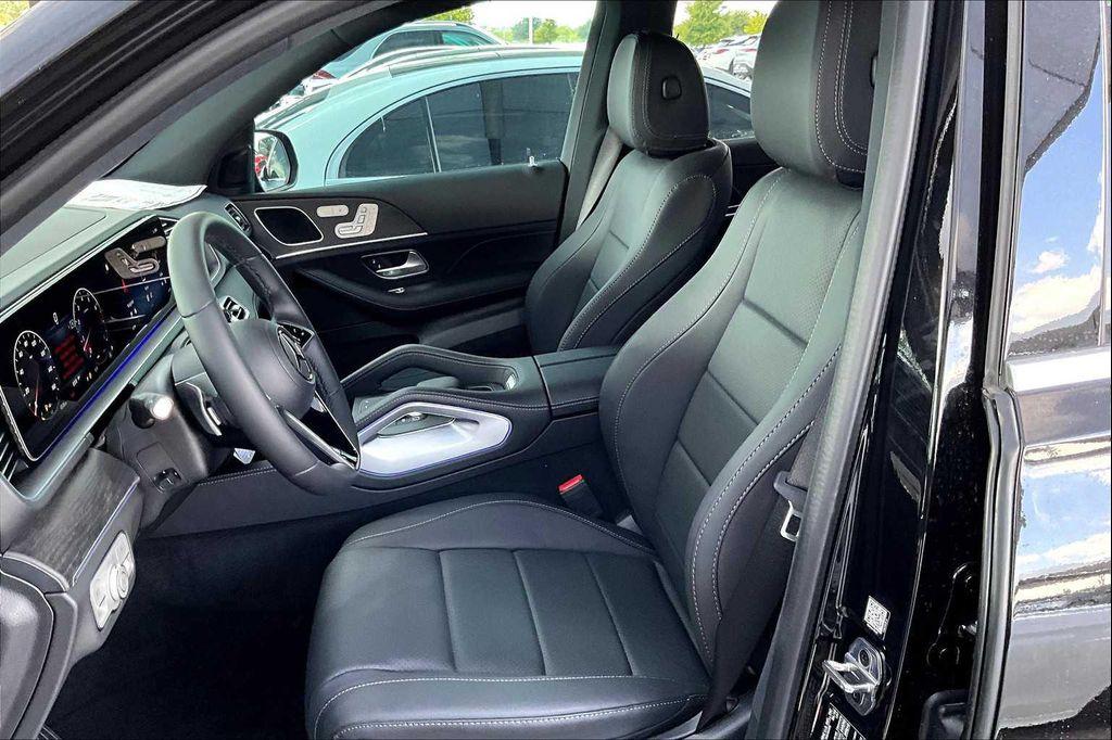 new 2025 Mercedes-Benz GLE 350 car, priced at $68,990