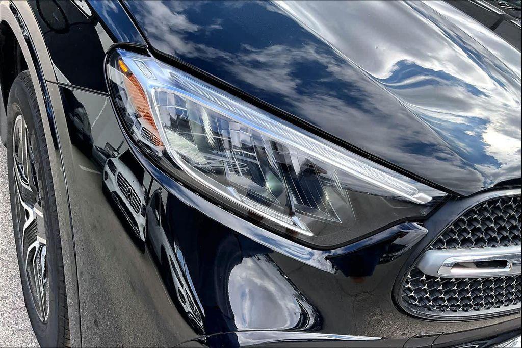 new 2026 Mercedes-Benz GLC 300 car, priced at $56,685