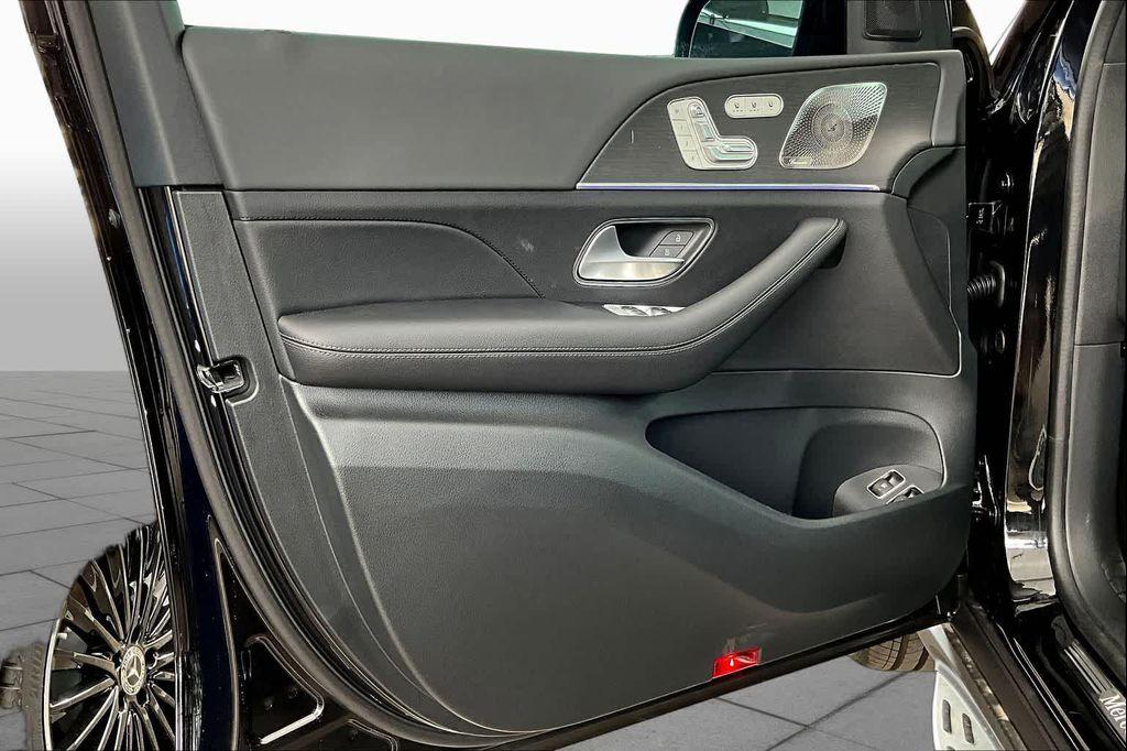 new 2025 Mercedes-Benz GLE 450e car, priced at $78,475