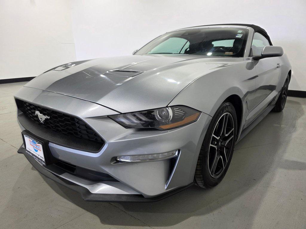 2022 Silver Metallic Ford Mustang