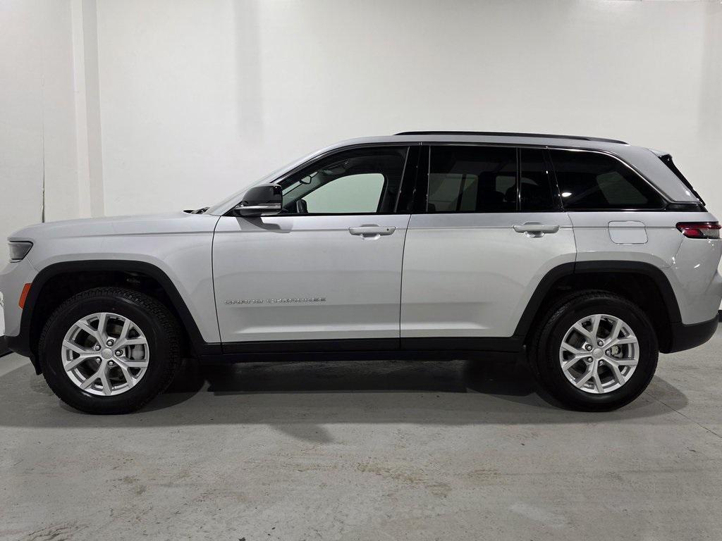 used 2023 Jeep Grand Cherokee car, priced at $27,440