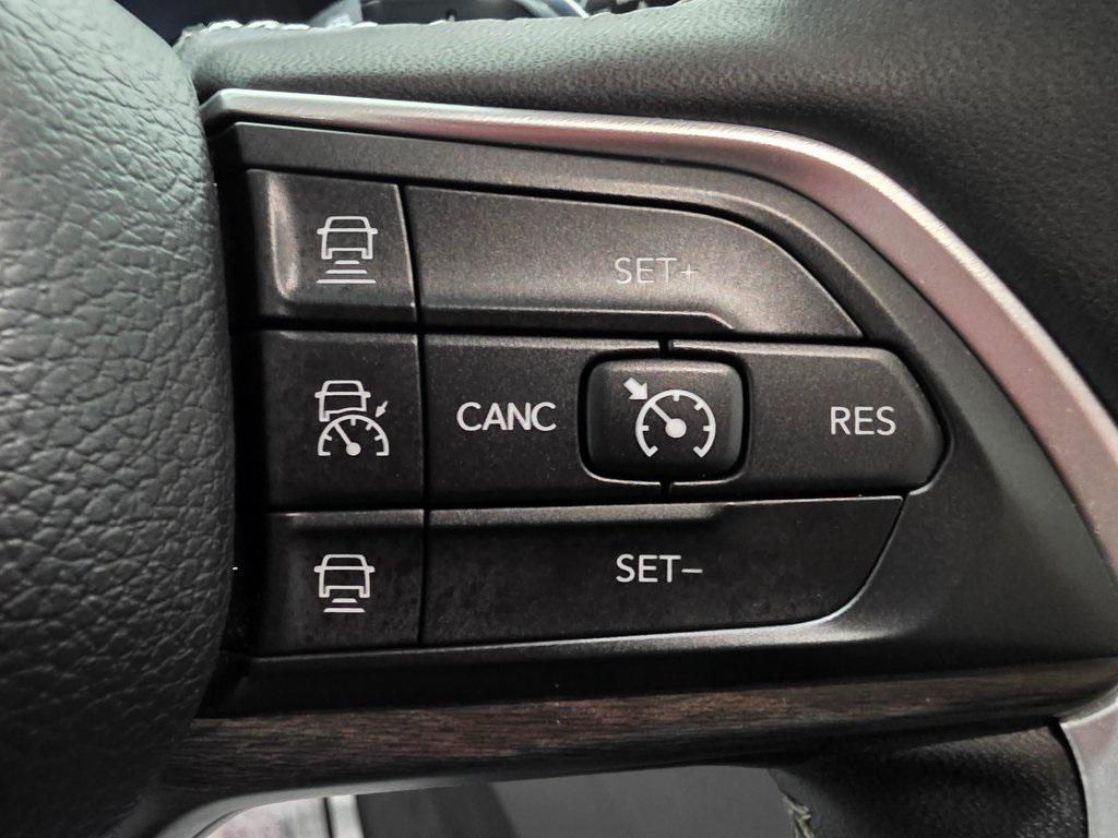 used 2023 Jeep Grand Cherokee car, priced at $27,440