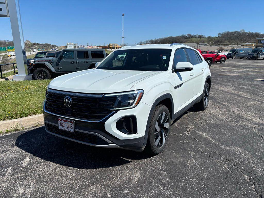used 2025 Volkswagen Atlas Cross Sport car, priced at $33,540