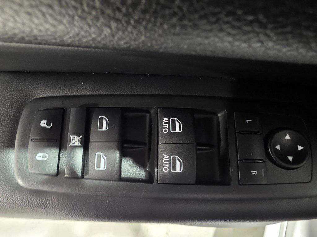 used 2021 Jeep Grand Cherokee car, priced at $23,700