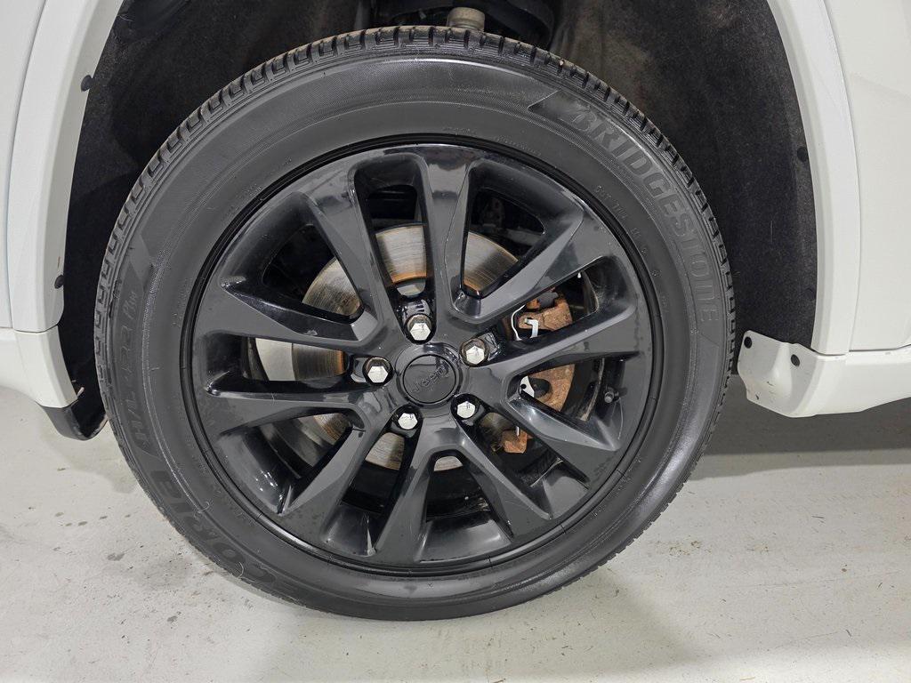 used 2021 Jeep Grand Cherokee car, priced at $23,700