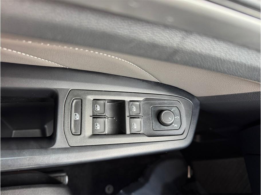 used 2021 Volkswagen Atlas Cross Sport car, priced at $18,957