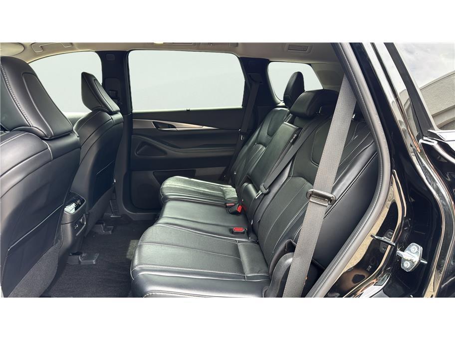 used 2023 INFINITI QX60 car, priced at $30,795