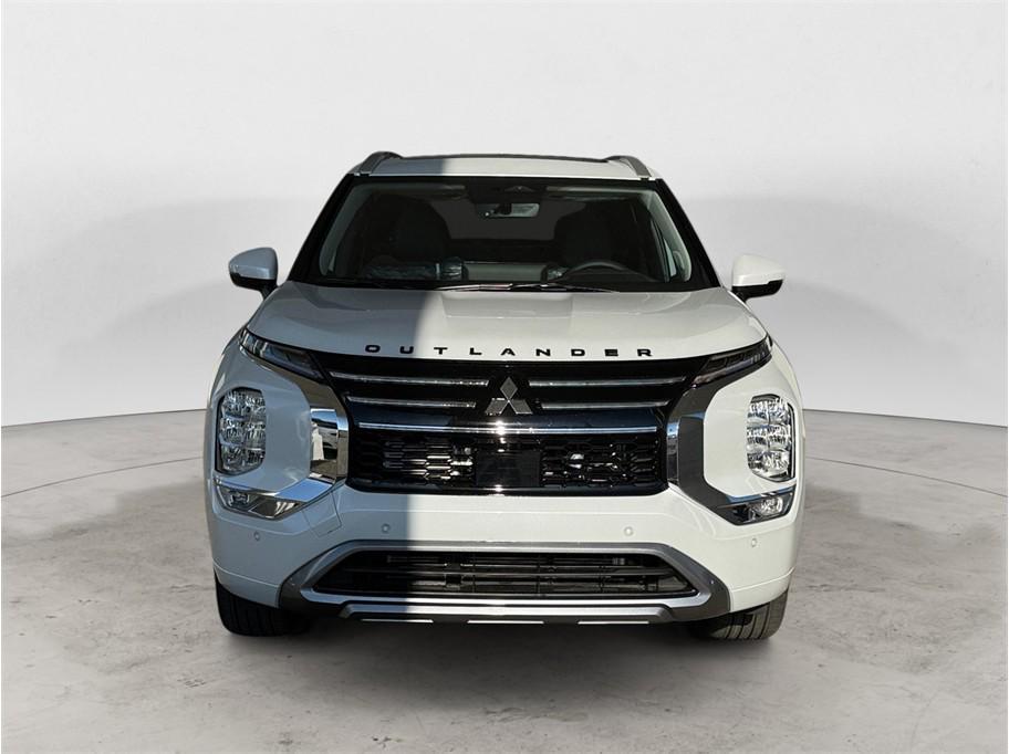used 2026 Mitsubishi Outlander car, priced at $41,985