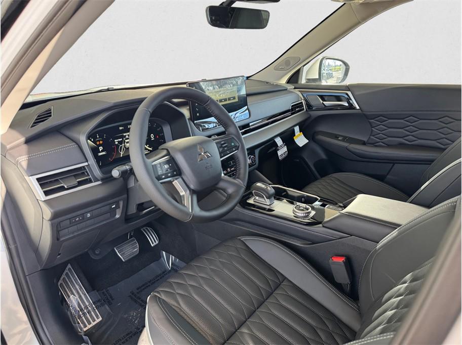 used 2026 Mitsubishi Outlander car, priced at $41,985