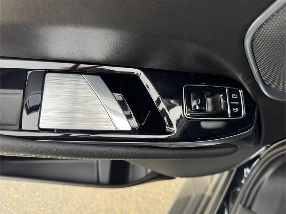 used 2025 Cadillac Escalade ESV car, priced at $98,695