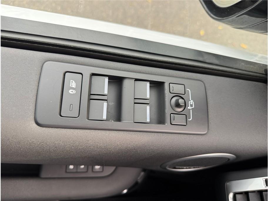 used 2024 Land Rover Discovery car, priced at $36,995