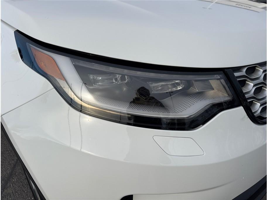 used 2024 Land Rover Discovery car, priced at $36,995