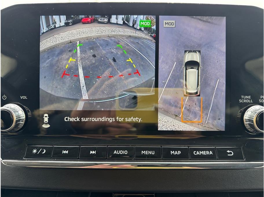 used 2024 Mitsubishi Outlander car, priced at $21,995