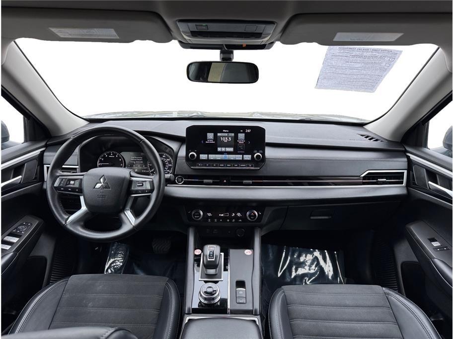 used 2024 Mitsubishi Outlander car, priced at $21,995